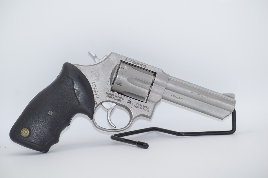 TAURUS 82S 38Spl Revolver (Police Trade In)